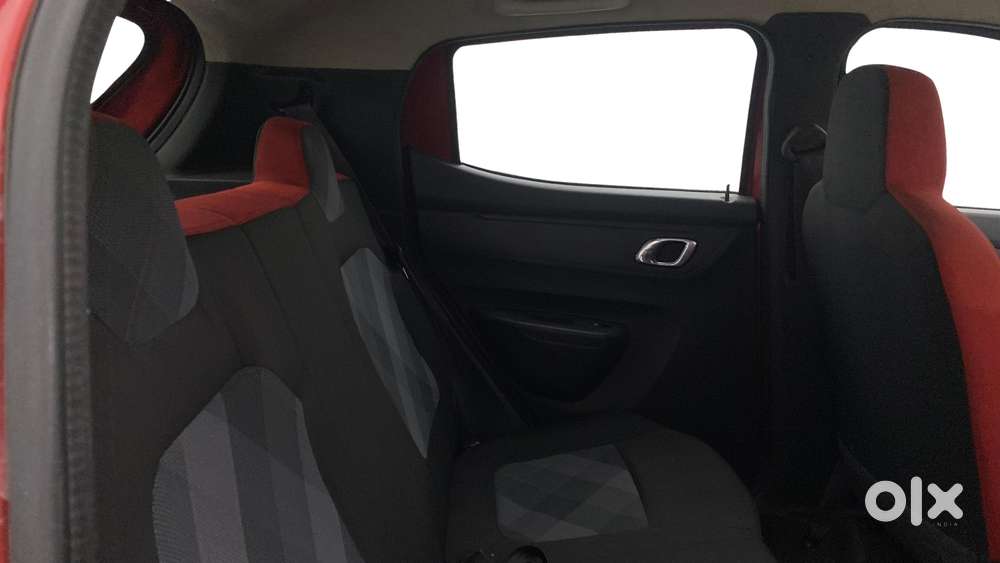 Renault Kwid 2019-ongoing 1.0 Rxt Amt (o), 2019, Petrol