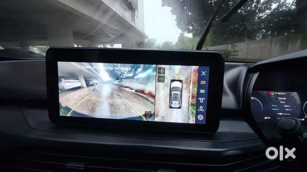 2024 Tata Safari Adventure+ Dark Edition (7-seater)