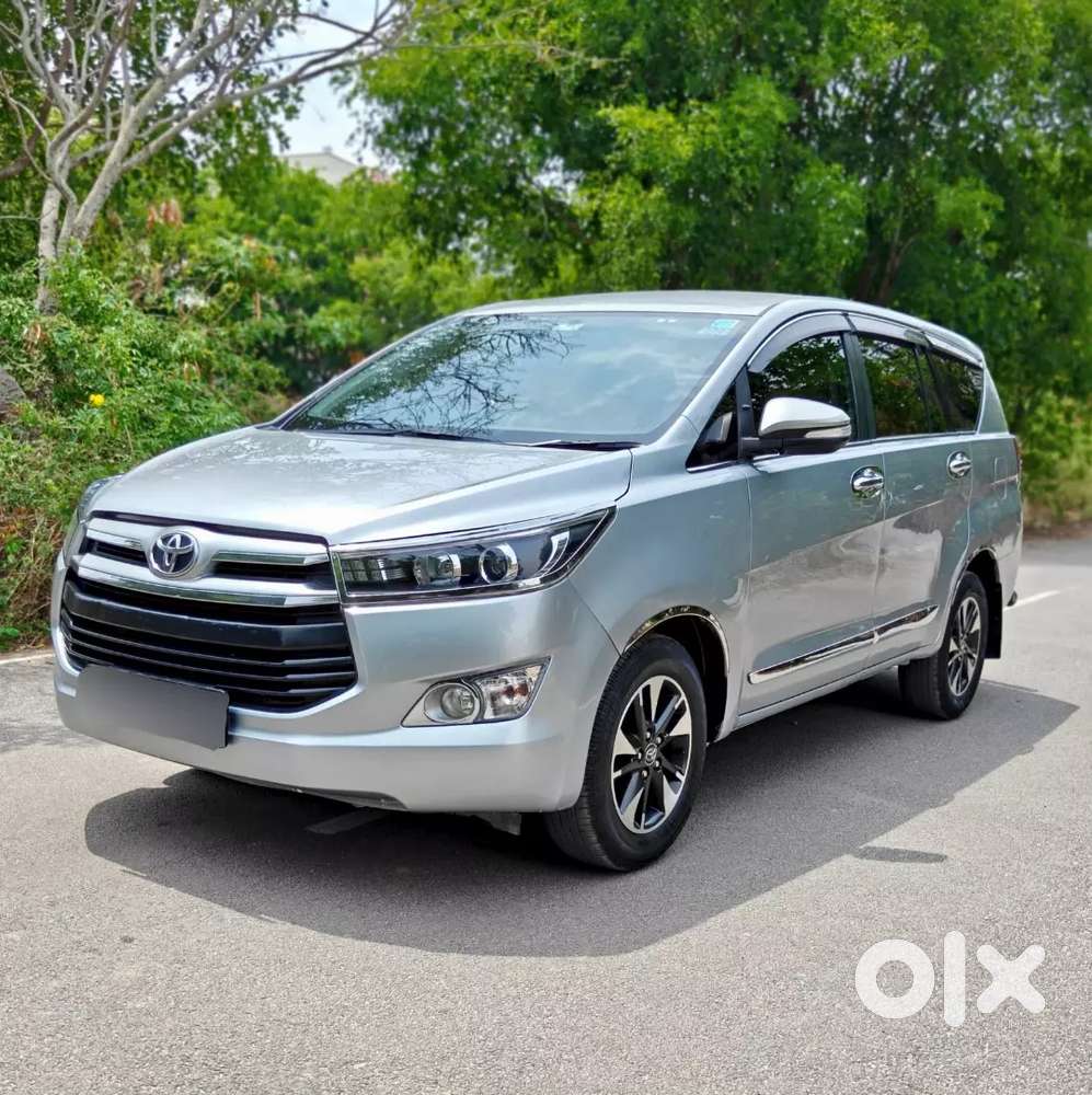 Toyota Innova Crysta 2016