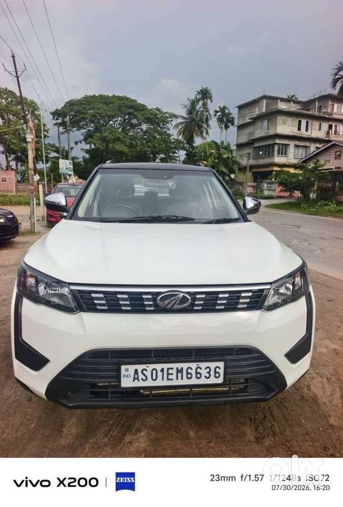 Mahindra Xuv300 W6, 2020, Petrol