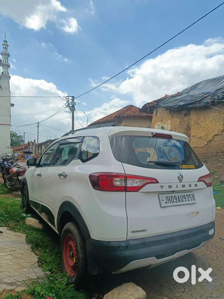 Renault Petrol 2020 Car