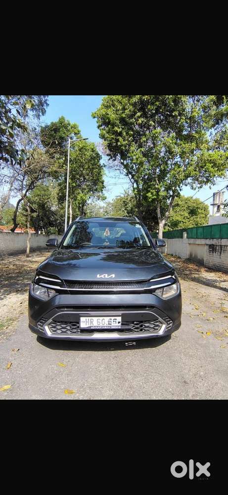 Kia Carens 2022 Diesel Well Maintained