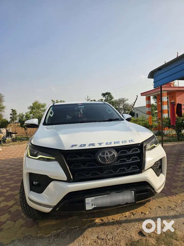 Toyota Fortuner 2021 Diesel 117000 Km Driven
