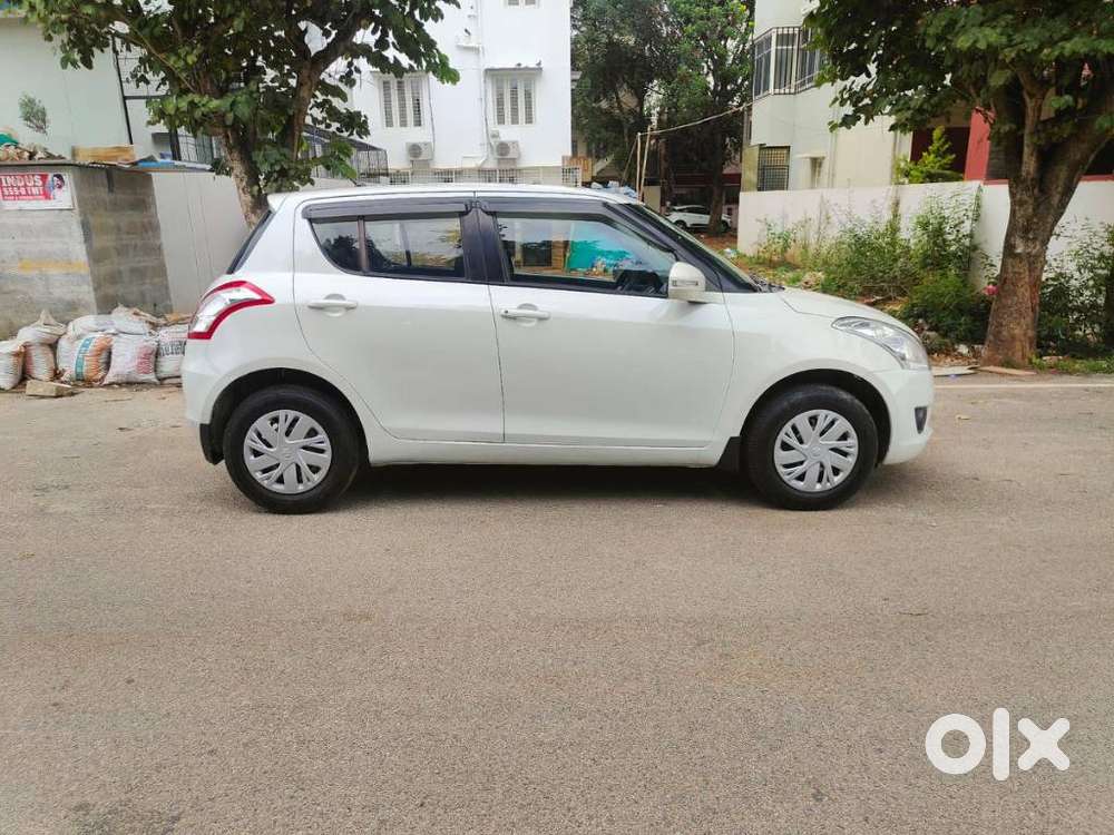 Maruti Suzuki Swift VXI, 2014, Petrol