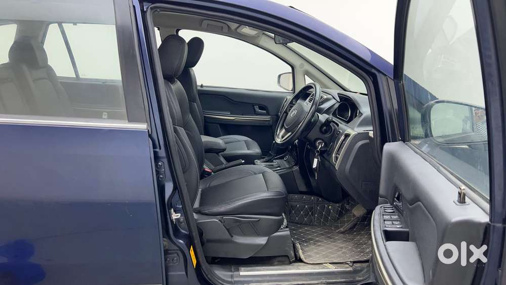 Tata Hexa 2.2 Xta 4x2 7 Str, 2018, Diesel