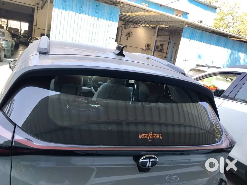 Nexon Pure Plus Sunroof Automatic