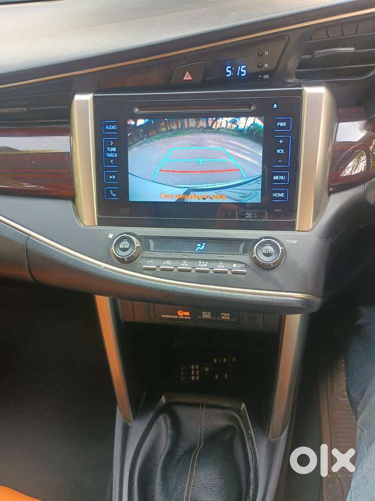 Toyota Innova Crysta 2.4 V 7 Str, 2017, Diesel