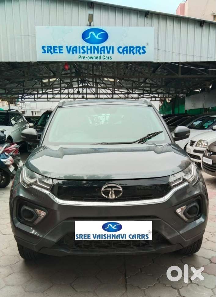 Tata Nexon, 2022, Petrol