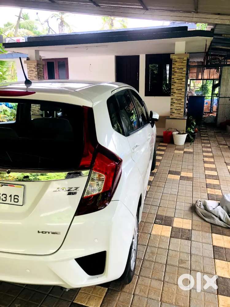 Honda Jazz 2018 Diesel Well Maintained