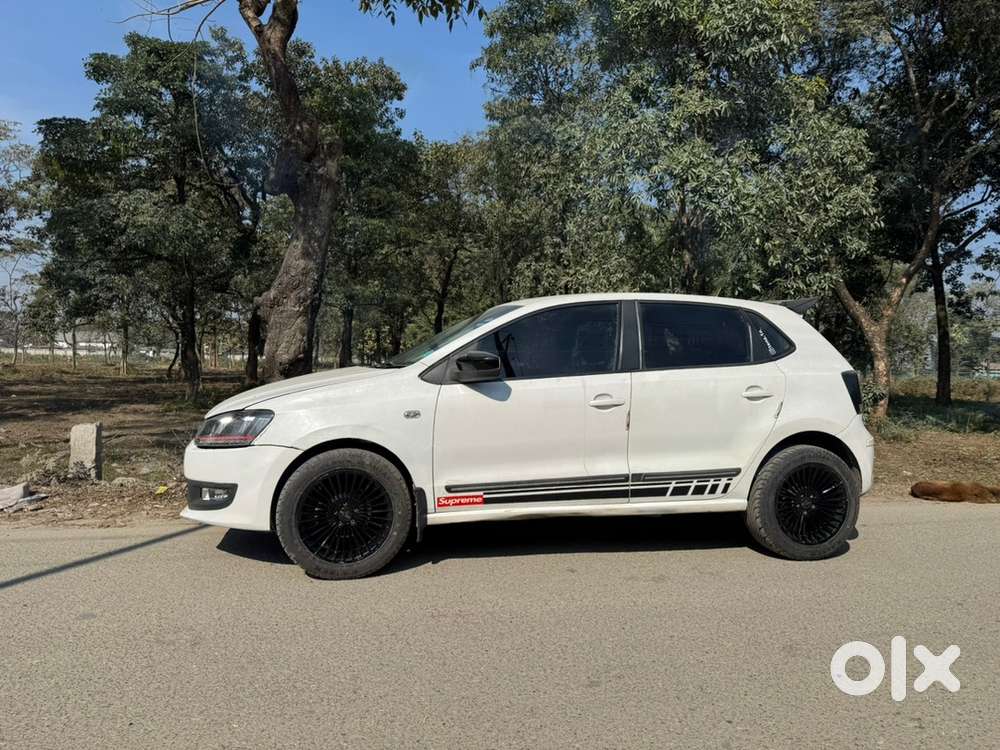 Volkswagen Polo Petrol Manual 2013