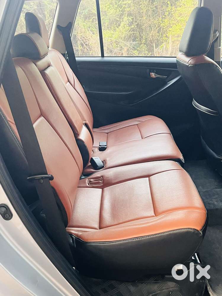Toyota Innova Crysta, 2023, Diesel