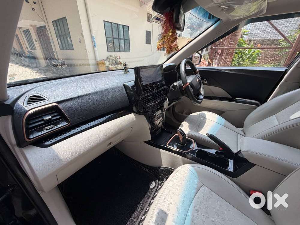 Mahindra Xuv400 Ev 2024 Top Model | 32,000 Km | Excellent Condition |