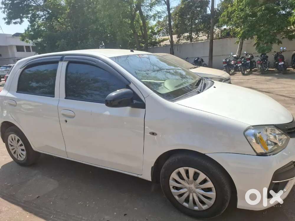 Toyota Etios Liva 2015