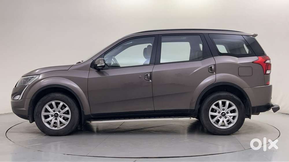 Mahindra Xuv500 At W9 2wd, 2020, Diesel