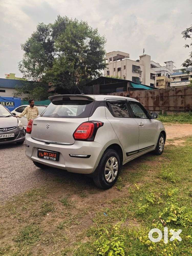 Maruti Suzuki Swift Vxi Optional, 2020, Petrol