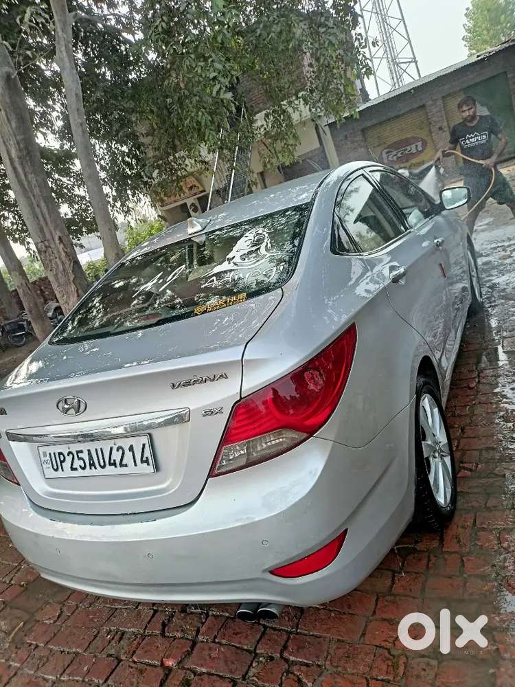 Hyundai Verna 2012 Diesel 99000 Km Driven