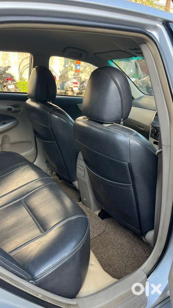 Toyota Corolla Altis 2012  Petrol 1.8 J Aero Edition