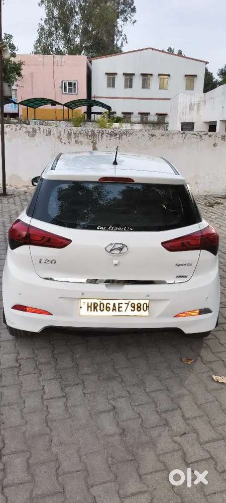 I20 Sports Delight Petrol 1st Owner With Record Running Bima Valid