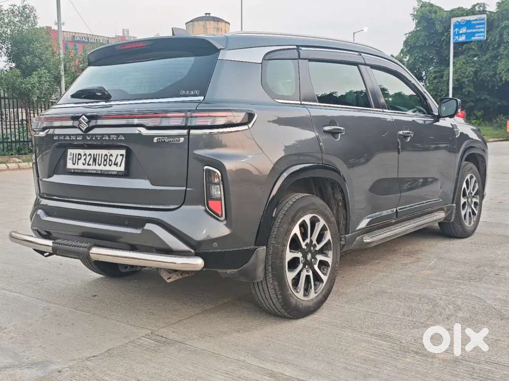 Maruti Suzuki Grand Vitara 1.5 Alpha Plus Intelligent Hybrid Ecvt, 2..