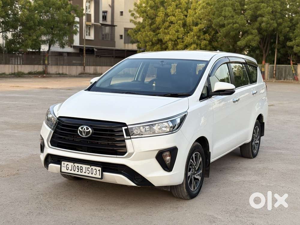 Toyota Innova Crysta 2.8 Gx At 8s, 2021, Diesel