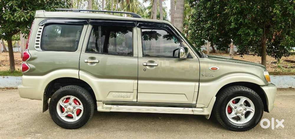 Mahindra Scorpio Vlx 2wd Abs At Bsiii, 2011, Diesel