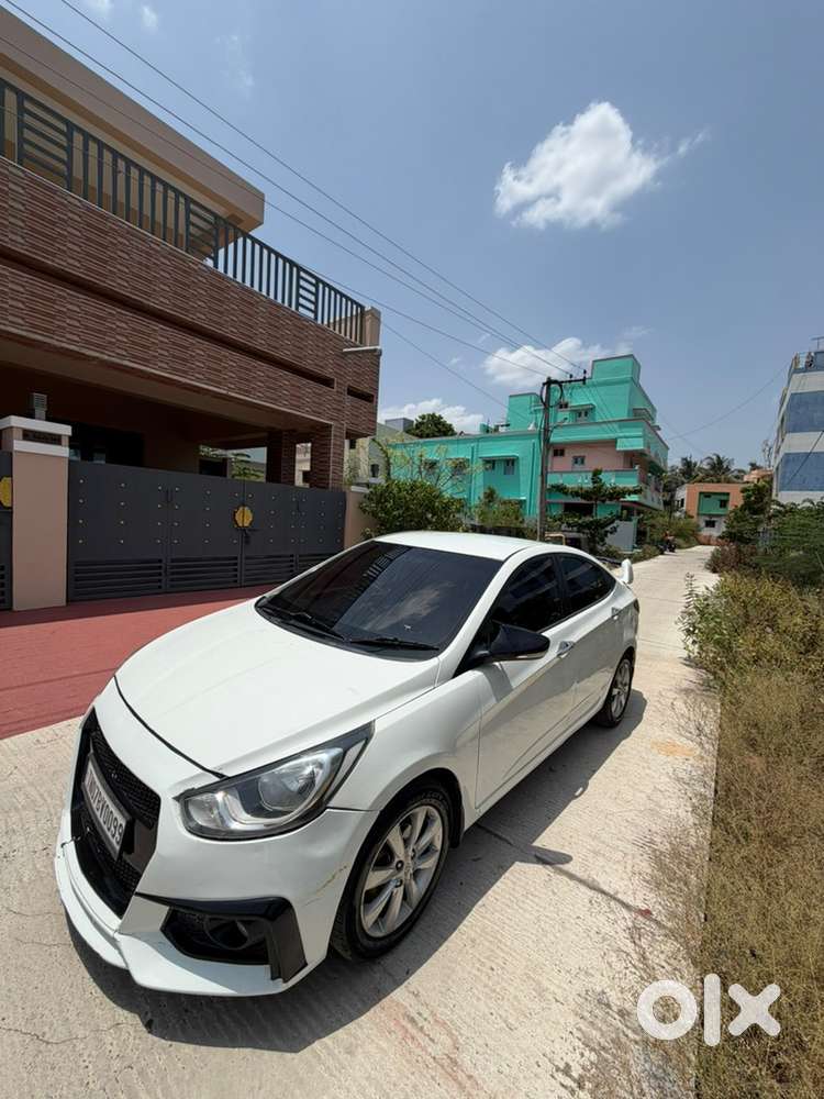 Hyundai Verna 2012 Fluidic Ex