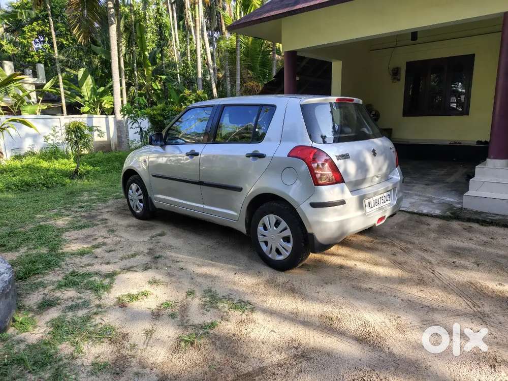 Maruti Suzuki Swift 2010 Petrol 66500 Km Driven