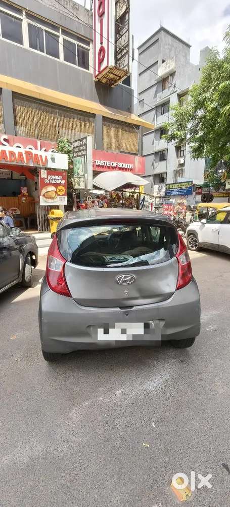 Hyundai Eon 1.0 Magna 2012