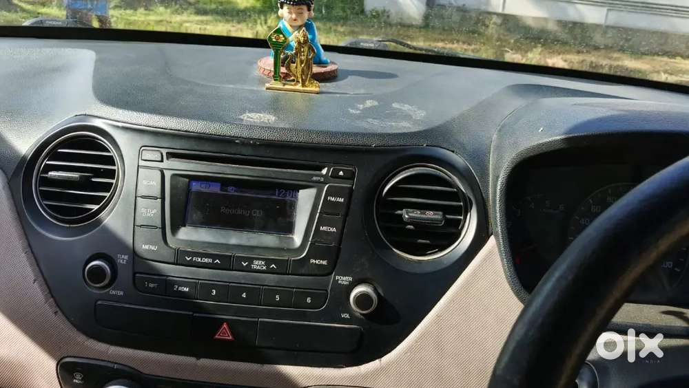 Hyundai Xcent 2015 Diesel Well Maintained