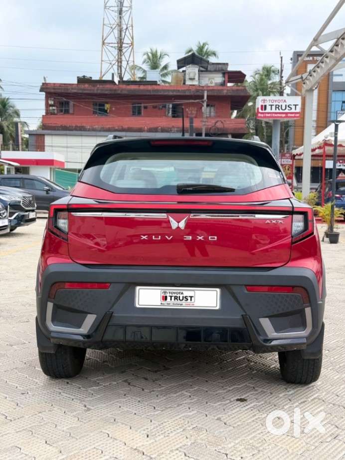 Mahindra Xuv 3xo Ax7l 1.2 Petrol At (pg), 2025, Petrol