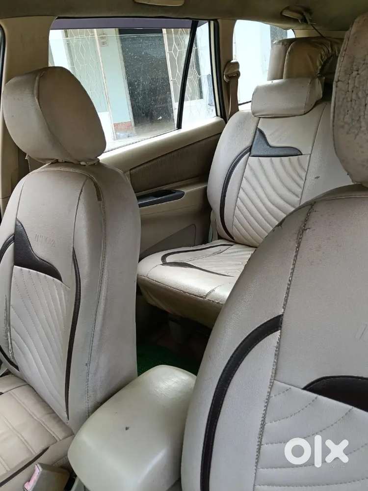 Toyota Innova Diesel 2.5 Manual 2011 In Tip Top Condition