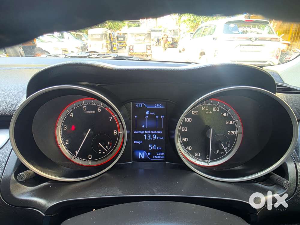 Maruti Suzuki Swift Zxi Plus, 2021, Petrol
