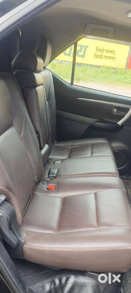Toyota Fortuner [2021-ongoing] 2.8 2wd Diesel Mt, 2021, Diesel