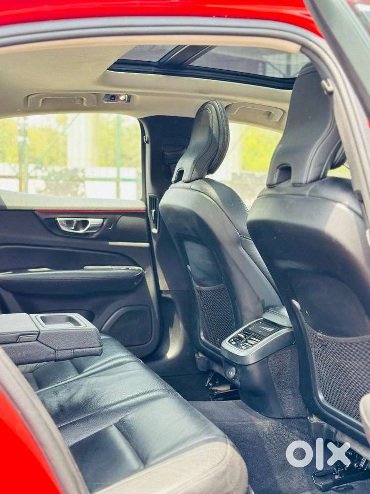 Volvo S60 T4 Inscription, 2022, Petrol