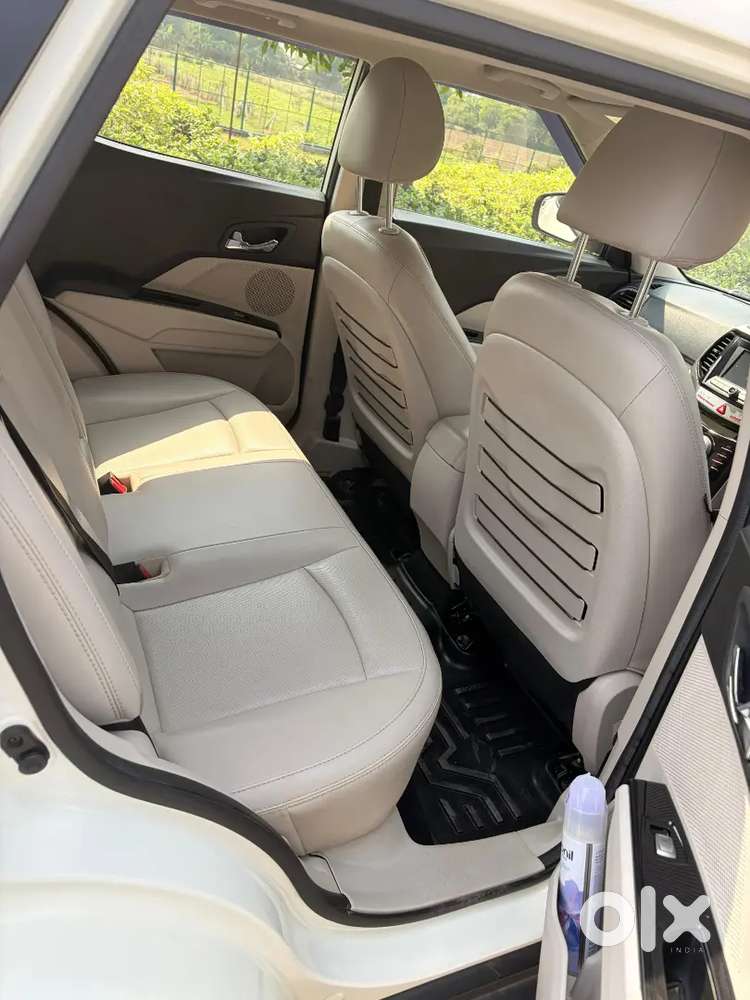 Mahindra Xuv300 2022 Petrol 35000 Km Driven