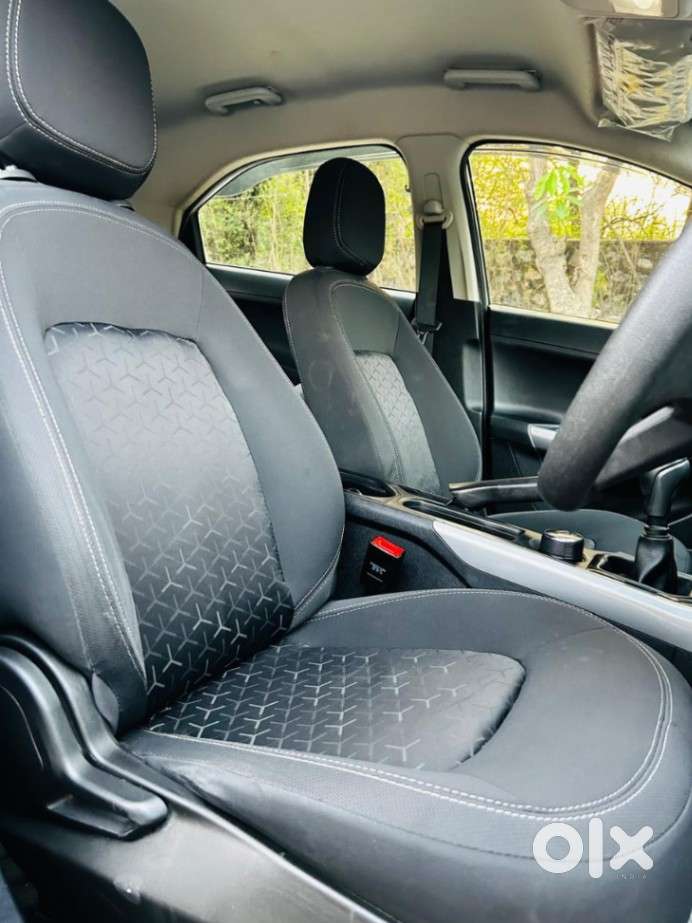 Tata Nexon 1.2 Revotron Xm (s), 2021, Petrol