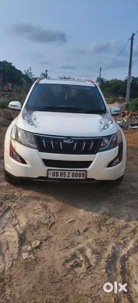 Mahindra Xuv500 2817 Diesel 82000 Km Driven