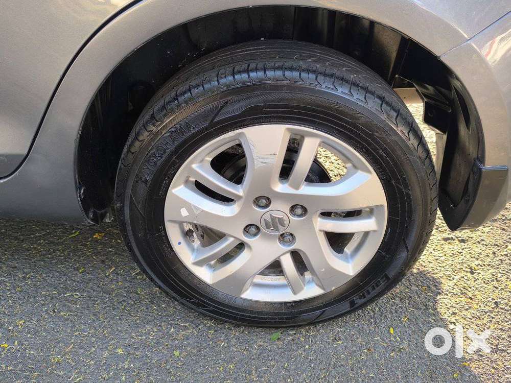 Maruti Suzuki Dzire 1.2 Zxi, 2015, Petrol