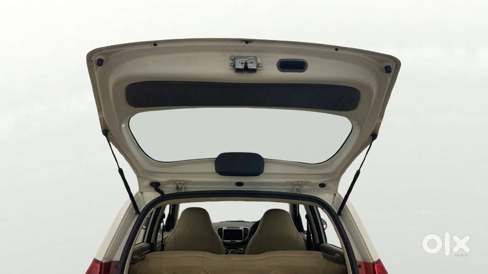 Hyundai I10 Magna 1.1l, 2014, Cng & Hybrids