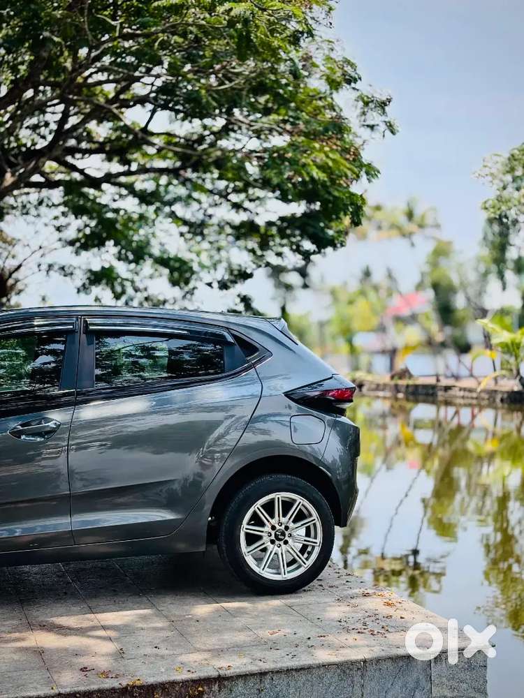 Tata Altroz Petrol Well Maintained