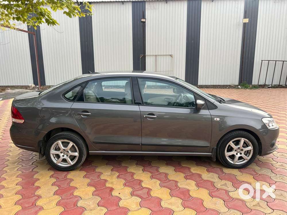 Volkswagen Vento Celeste 1.6 Highline, 2013, Diesel