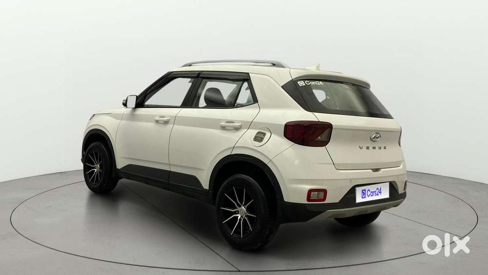 Hyundai Venue 1.2 S Plus, 2022, Petrol