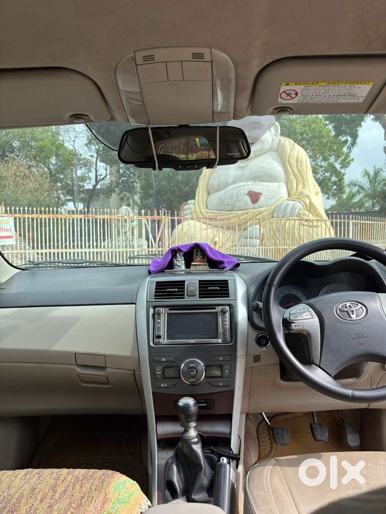 Toyota Corolla Altis 2012