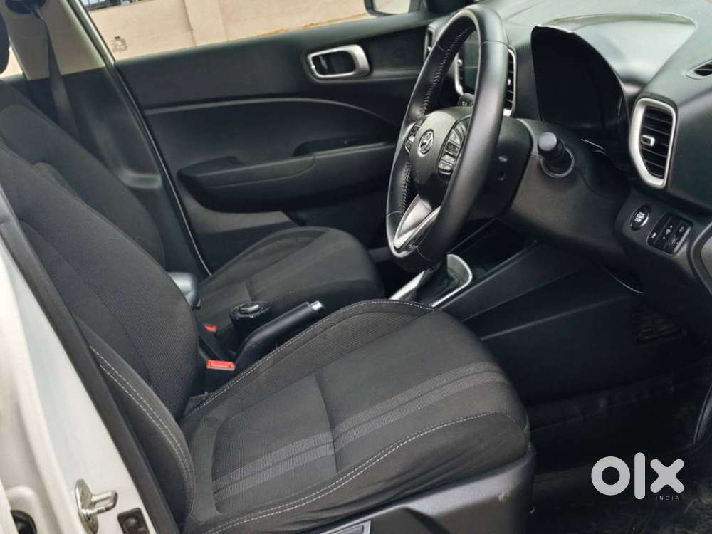 Hyundai Venue 1.0 Sx (o) Turbo Dct Dual Tone, 2020, Petrol