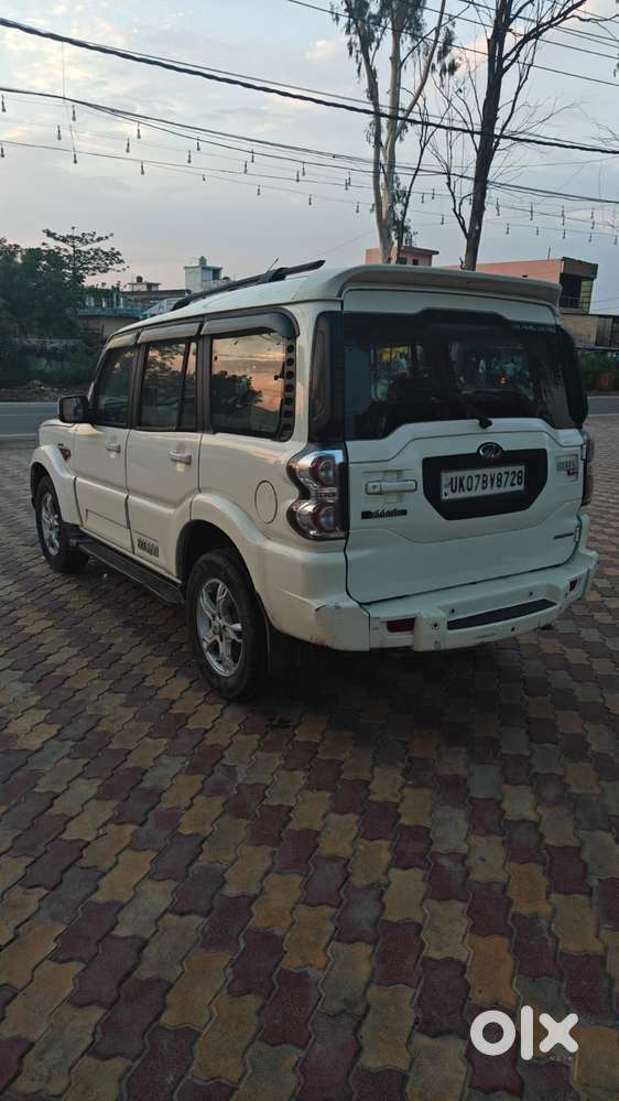 Mahindra Scorpio S10, 2017, Diesel
