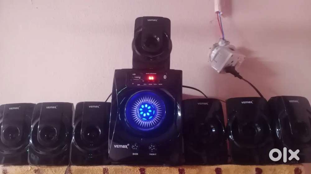 Vomix Home theatre