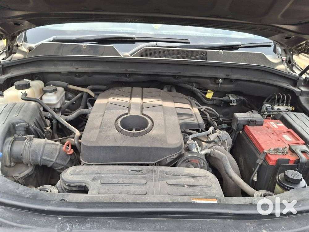 Mahindra Alturas G4 4wd At, 2021, Diesel