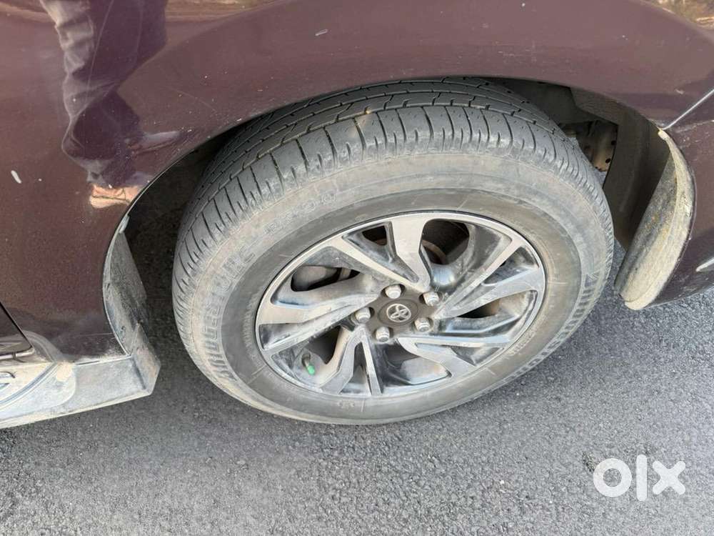 Toyota Innova Crysta 2022 Diesel Well Maintained