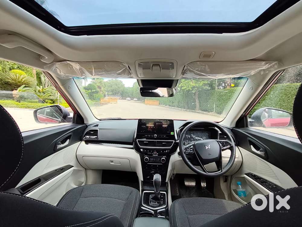 Mahindra Xuv 3xo Ax5l 1.2 Petrol At, 2026