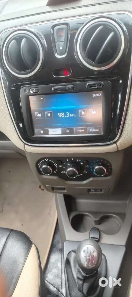 Renault Lodgy Rxz 2016 Car